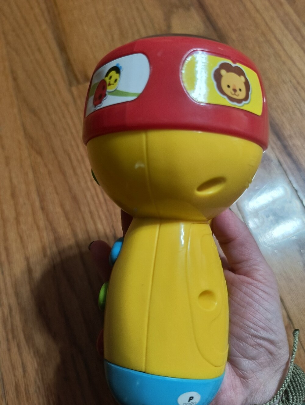 VTech Spin and Learn Color Flashlight - Picture 6 of 12
